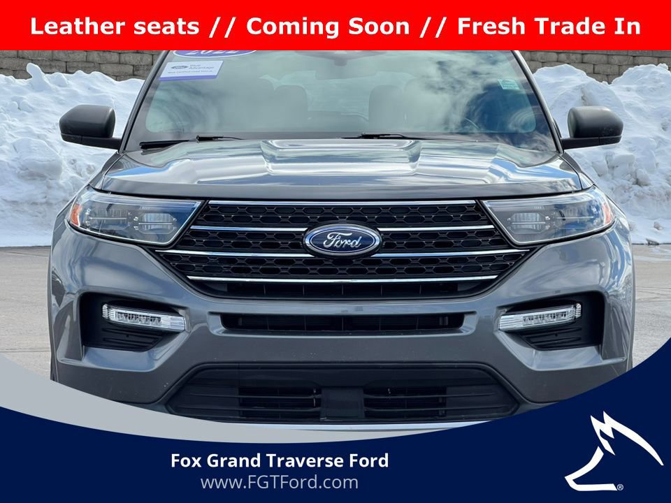 Certified 2022 Ford Explorer XLT w/ Equipment Group 202A image 7