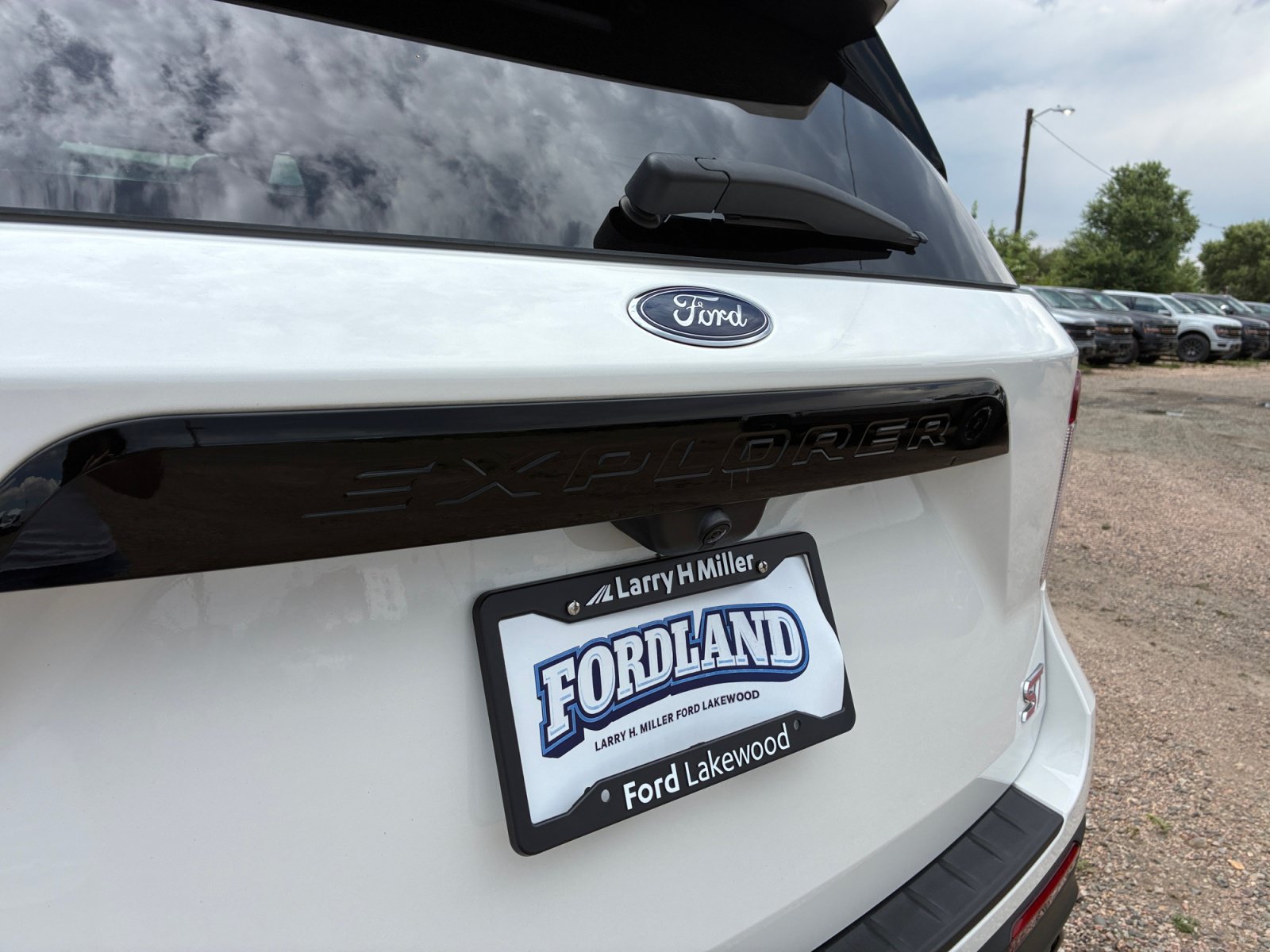 Certified 2023 Ford Explorer ST w/ Equipment Group 401A AWD/4WD image 24