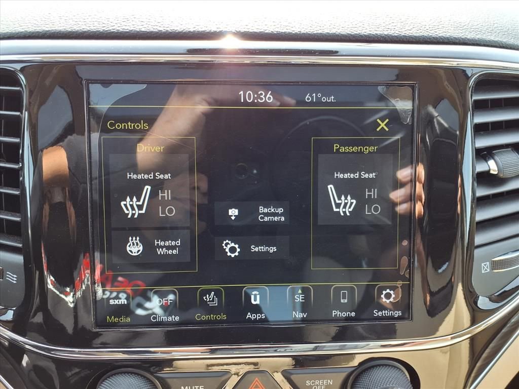 Used 2021 Jeep Grand Cherokee Limited image 12