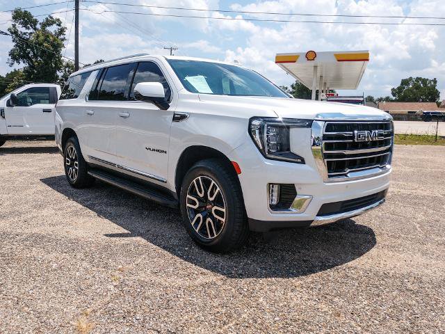 Used 2023 GMC Yukon XL SLT w/ SLT Premium Package RWD image 5