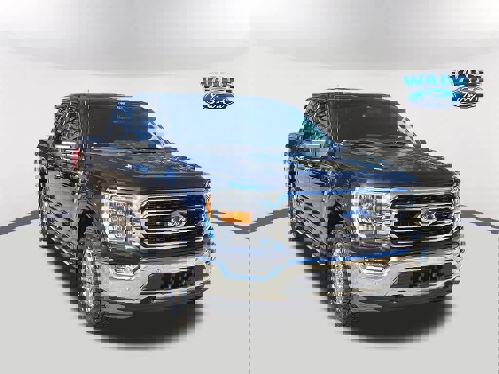 Certified 2022 Ford F150 XLT w/ Equipment Group 302A High image 3