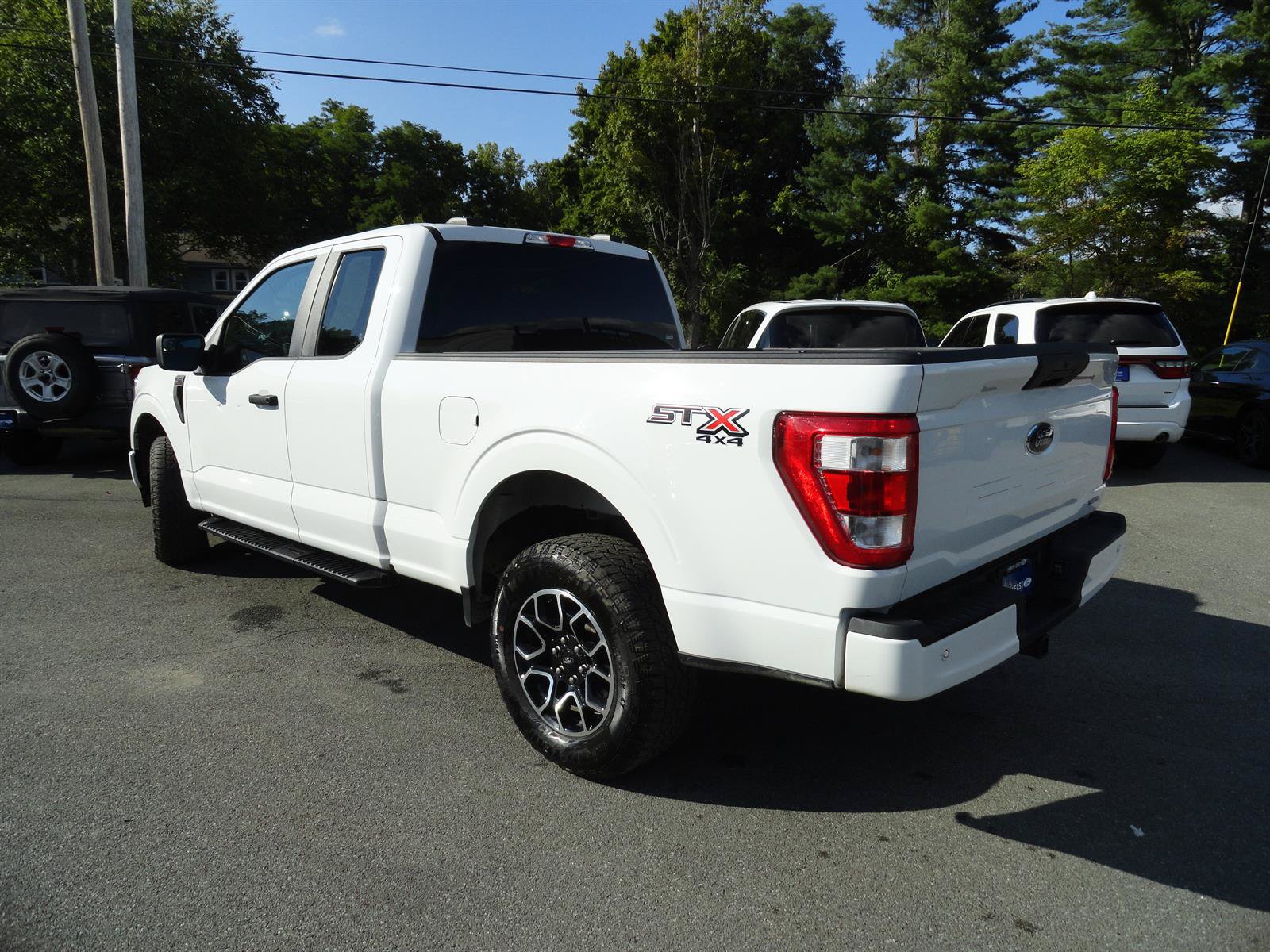 Certified 2022 Ford F150 XL w/ STX Appearance Package AWD/4WD image 7