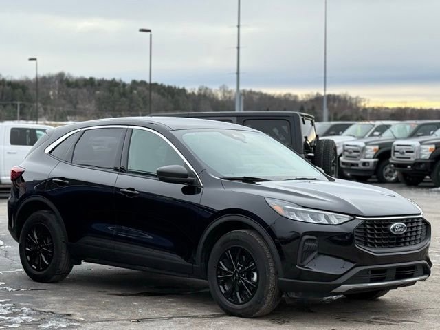 Certified 2023 Ford Escape Active image 38