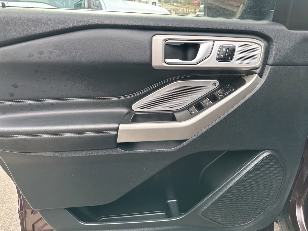 Certified 2023 Ford Explorer Limited w/ Limited Technology Package image 10