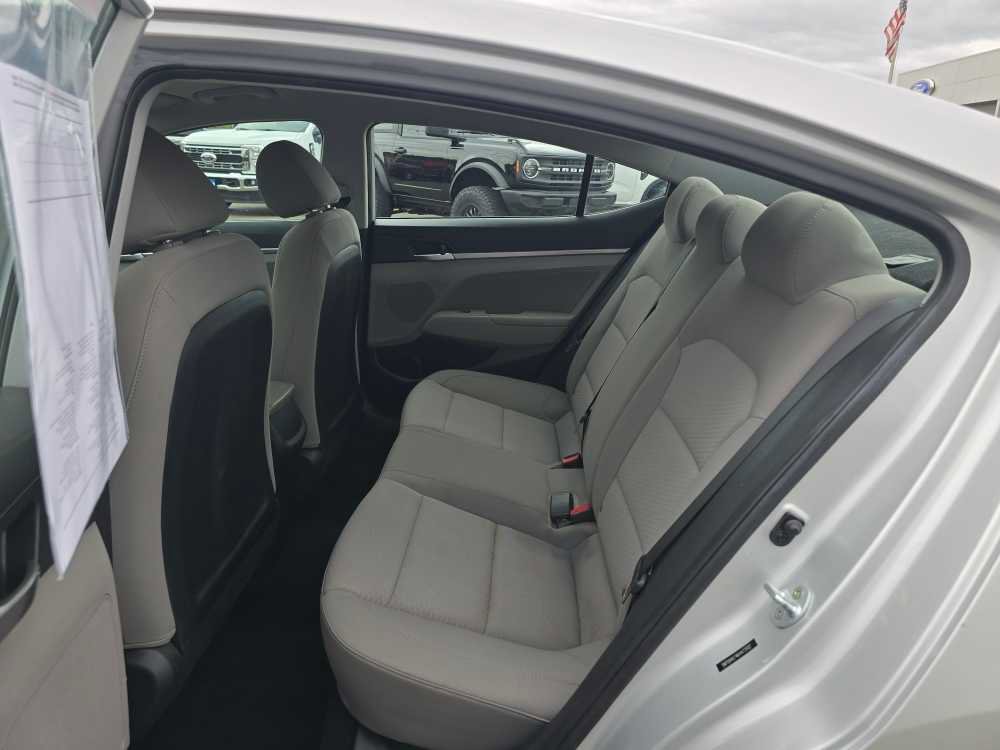 Used 2019 Hyundai Elantra SEL FWD image 16