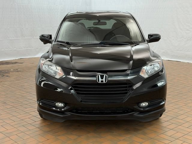Used 2017 Honda HR-V EX image 2