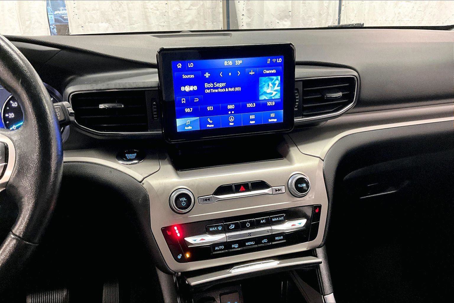 Certified 2022 Ford Explorer XLT w/ Equipment Group 202A image 8