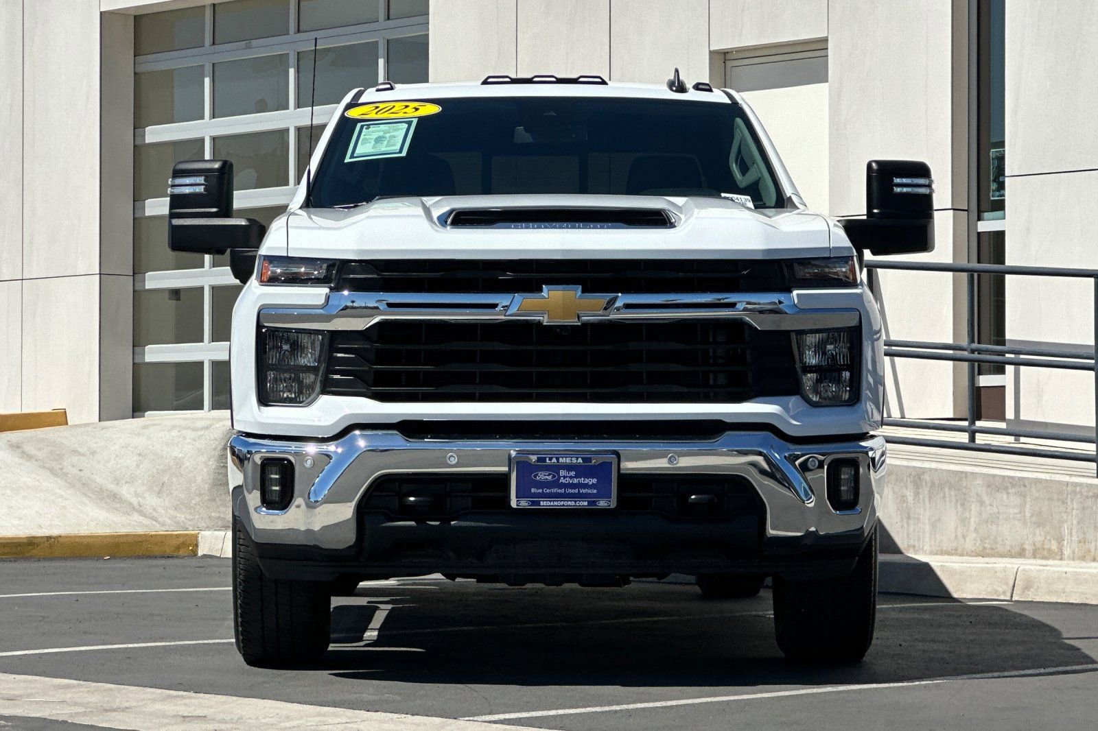 Used 2025 Chevrolet Silverado 2500 LT w/ Texas Edition AWD/4WD image 8