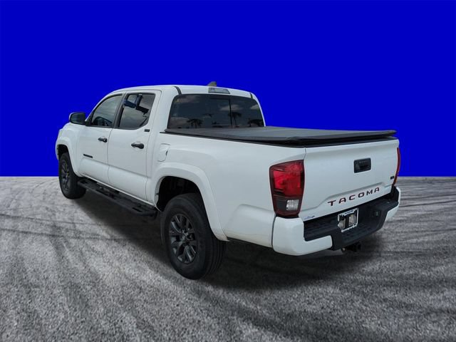 Used 2022 Toyota Tacoma SR5 w/ Technology Package RWD image 6