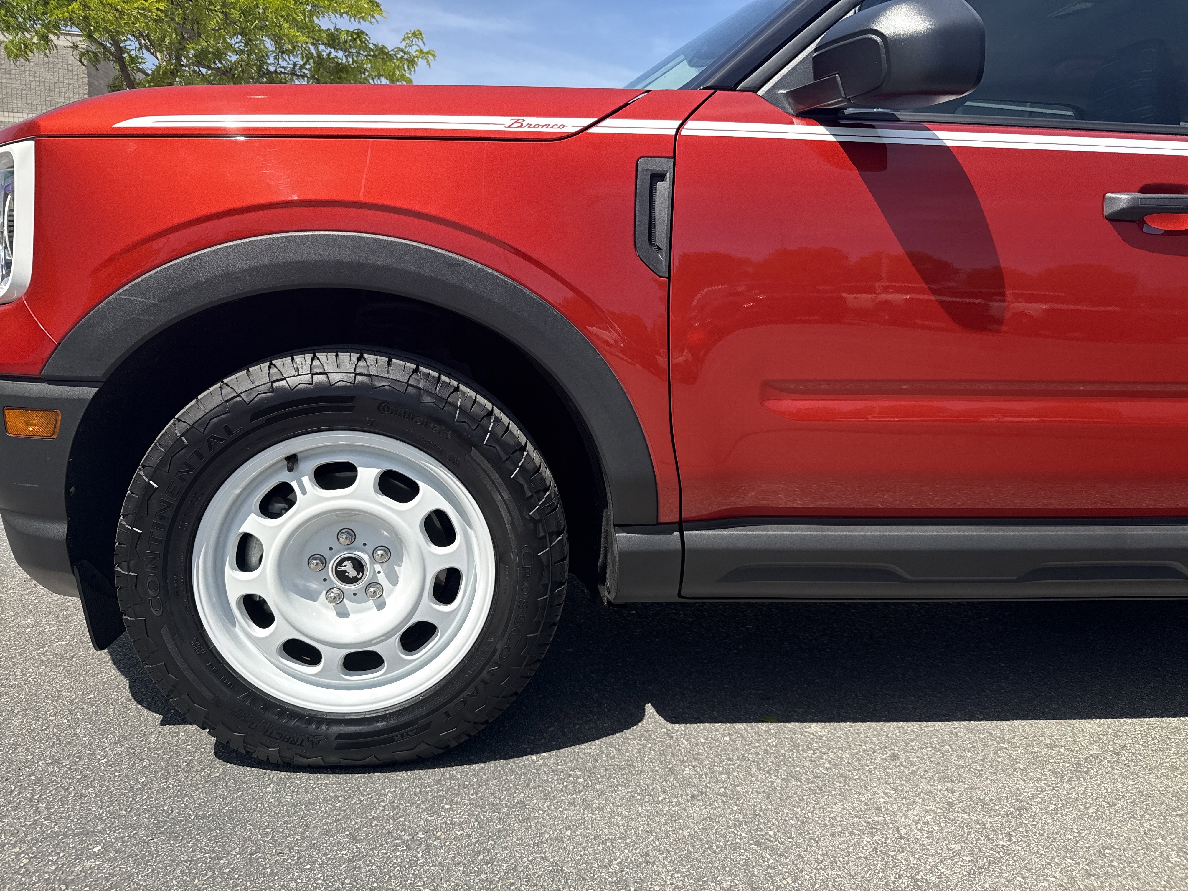 Certified 2024 Ford Bronco Sport Heritage w/ Heritage Convenience Package AWD/4WD image 9