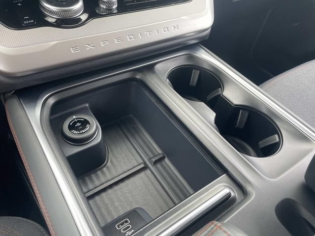 Certified 2025 Ford Expedition Max Active AWD/4WD image 26