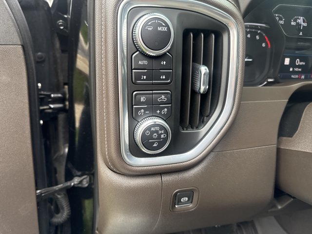 Used 2022 GMC Sierra 1500 SLT w/ SLT Premium Plus Package AWD/4WD image 15