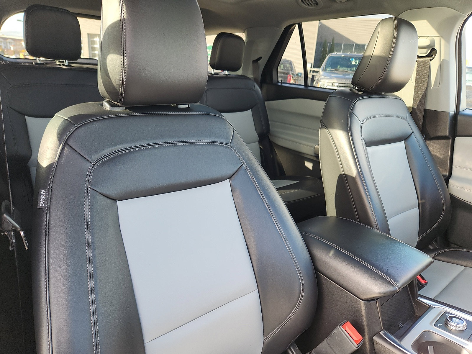 Certified 2023 Ford Explorer XLT w/ Equipment Group 202A image 33