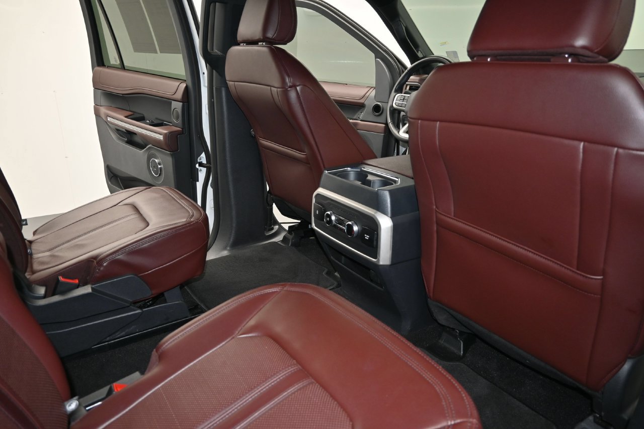 Certified 2023 Ford Expedition Max Limited RWD image 12