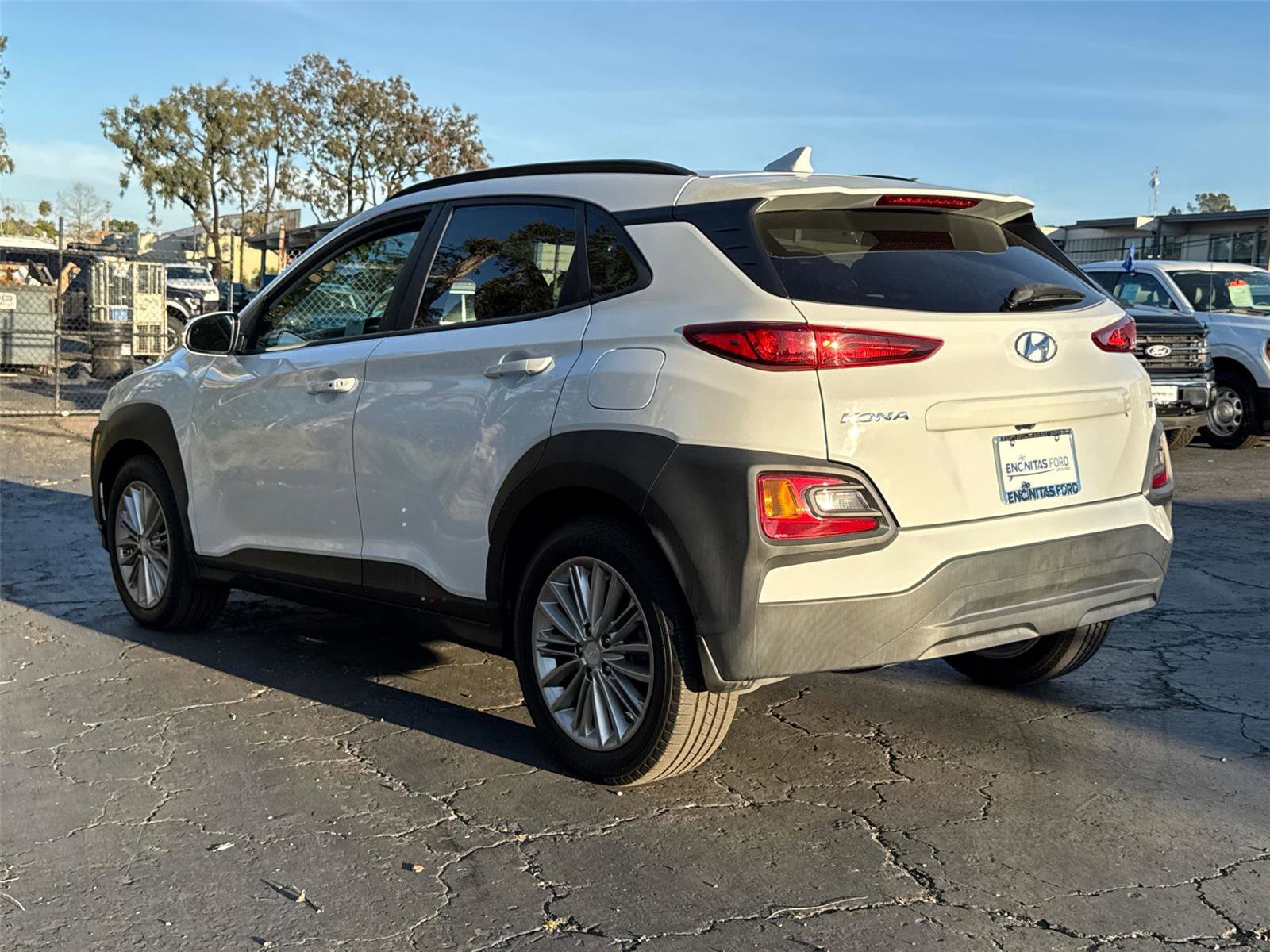 Used 2019 Hyundai Kona SEL w/ SEL Tech Package 02 image 6