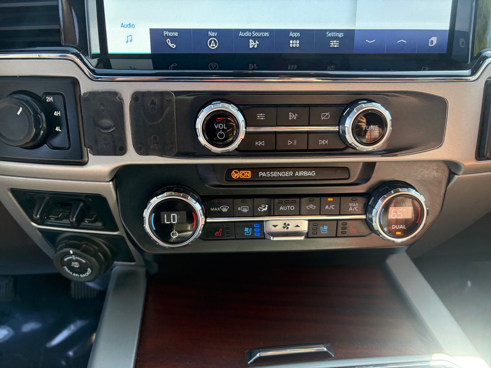 Certified 2022 Ford F350 King Ranch w/ King Ranch Ultimate Package AWD/4WD image 14