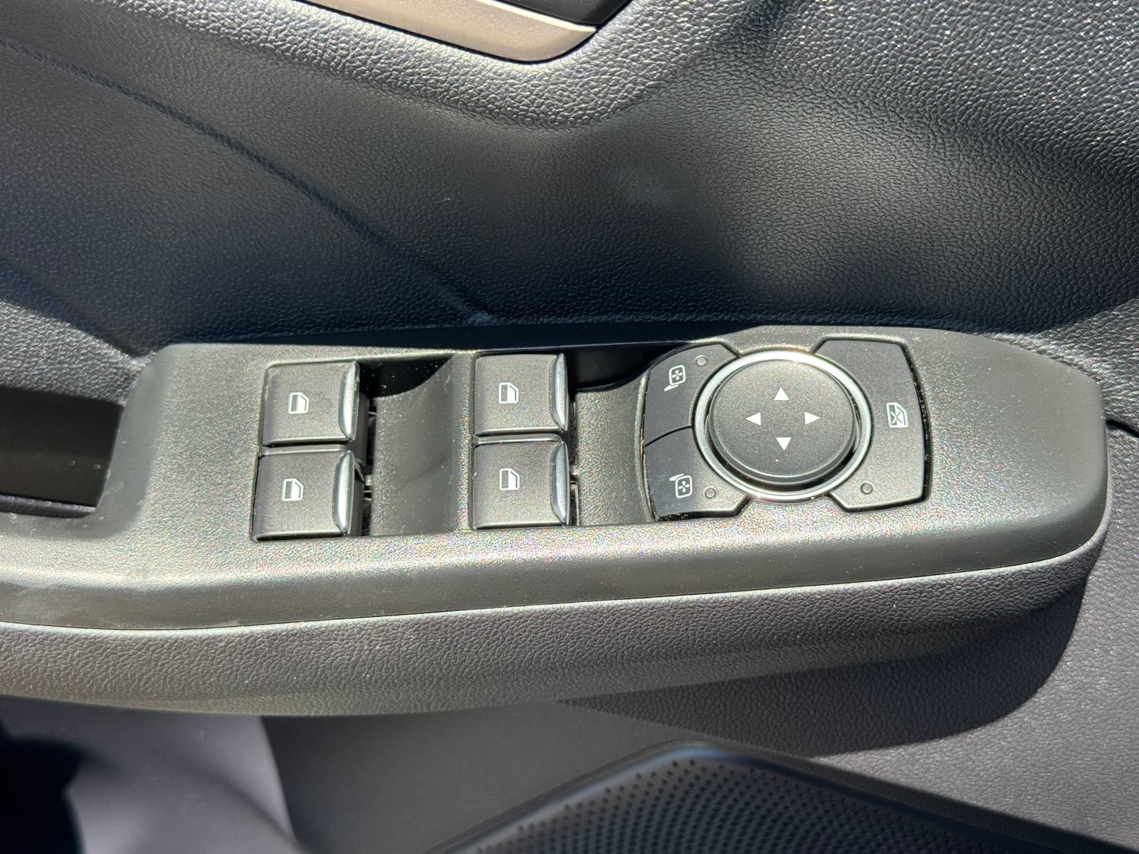 Certified 2022 Ford Escape SE FWD image 16