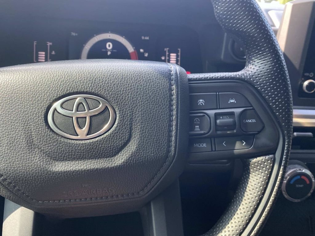 Used 2024 Toyota Tacoma SR5 AWD/4WD image 34
