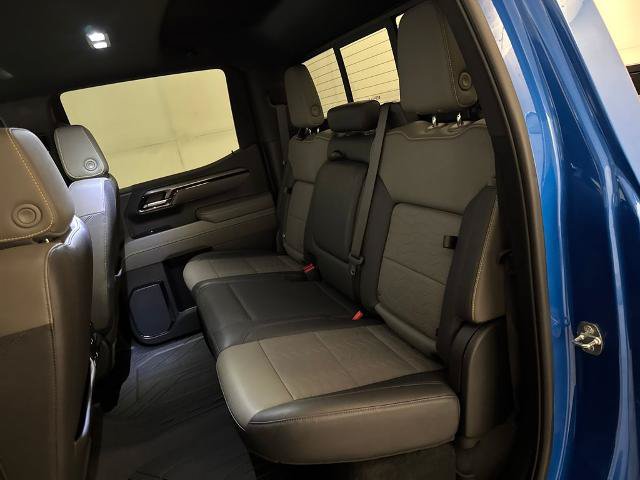 Used 2023 Chevrolet Silverado 1500 ZR2 w/ Technology Package AWD/4WD image 35