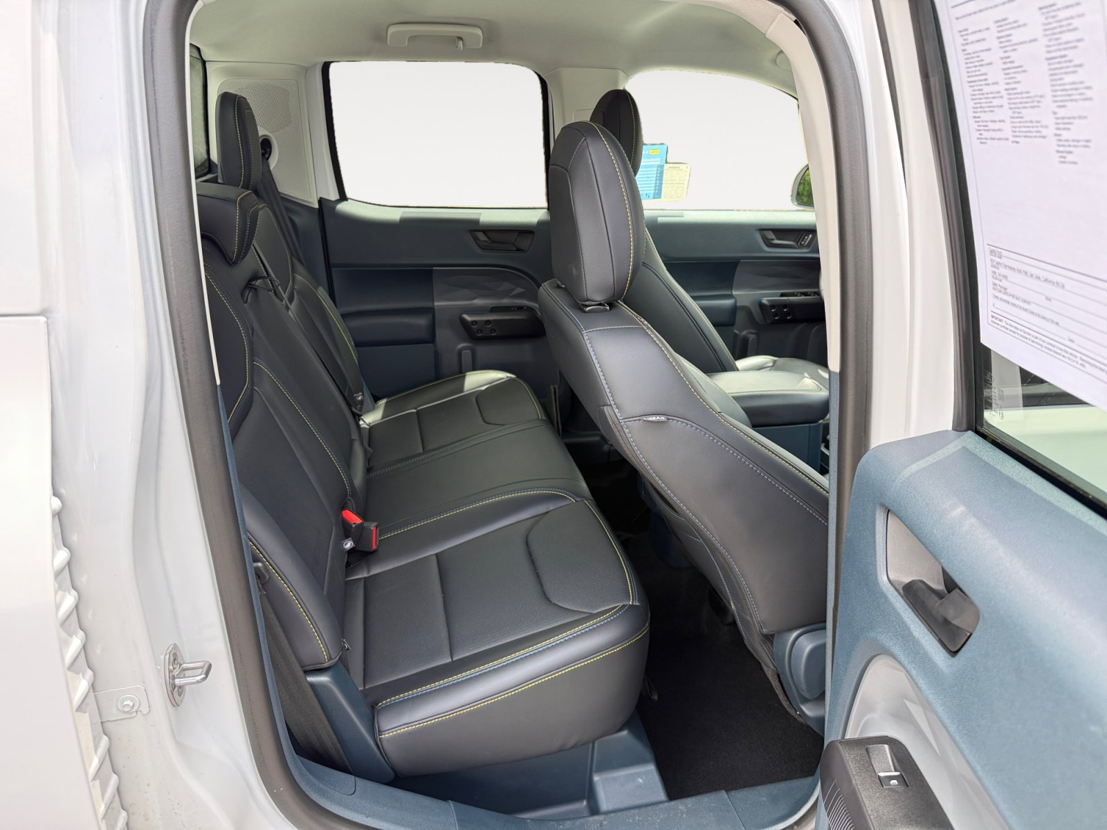 Certified 2025 Ford Maverick Lobo AWD/4WD image 18