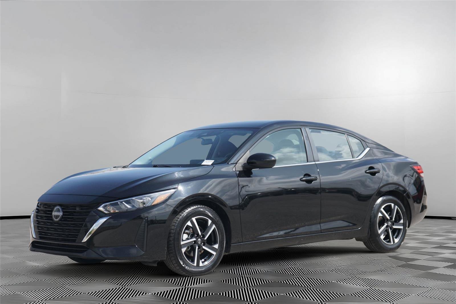 Used 2024 Nissan Sentra SV FWD image 8