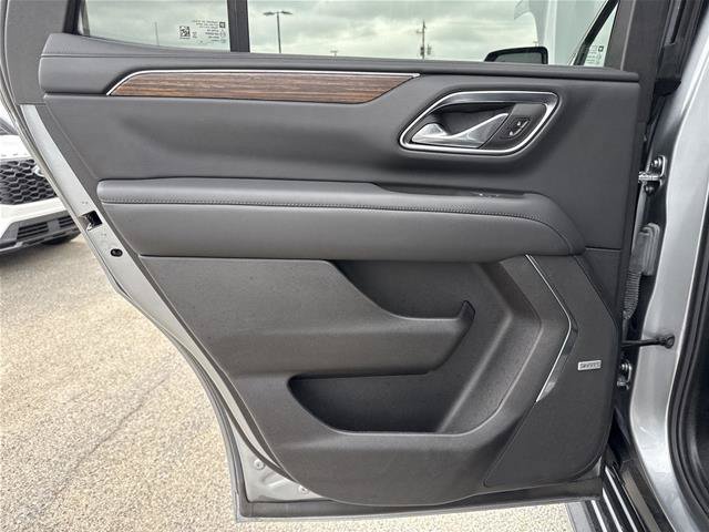 Used 2024 Chevrolet Tahoe High Country RWD image 30