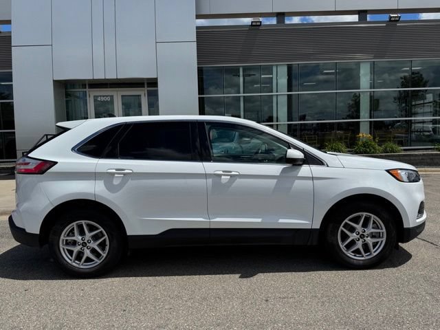 Certified 2024 Ford Edge SEL AWD/4WD image 35