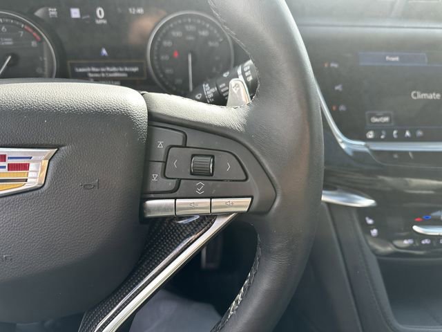 Used 2025 Cadillac XT6 Sport w/ Technology Package image 29