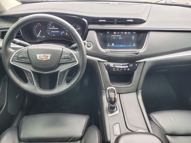 Used 2017 Cadillac XT5 Luxury w/ Driver Awareness Package FWD image 23