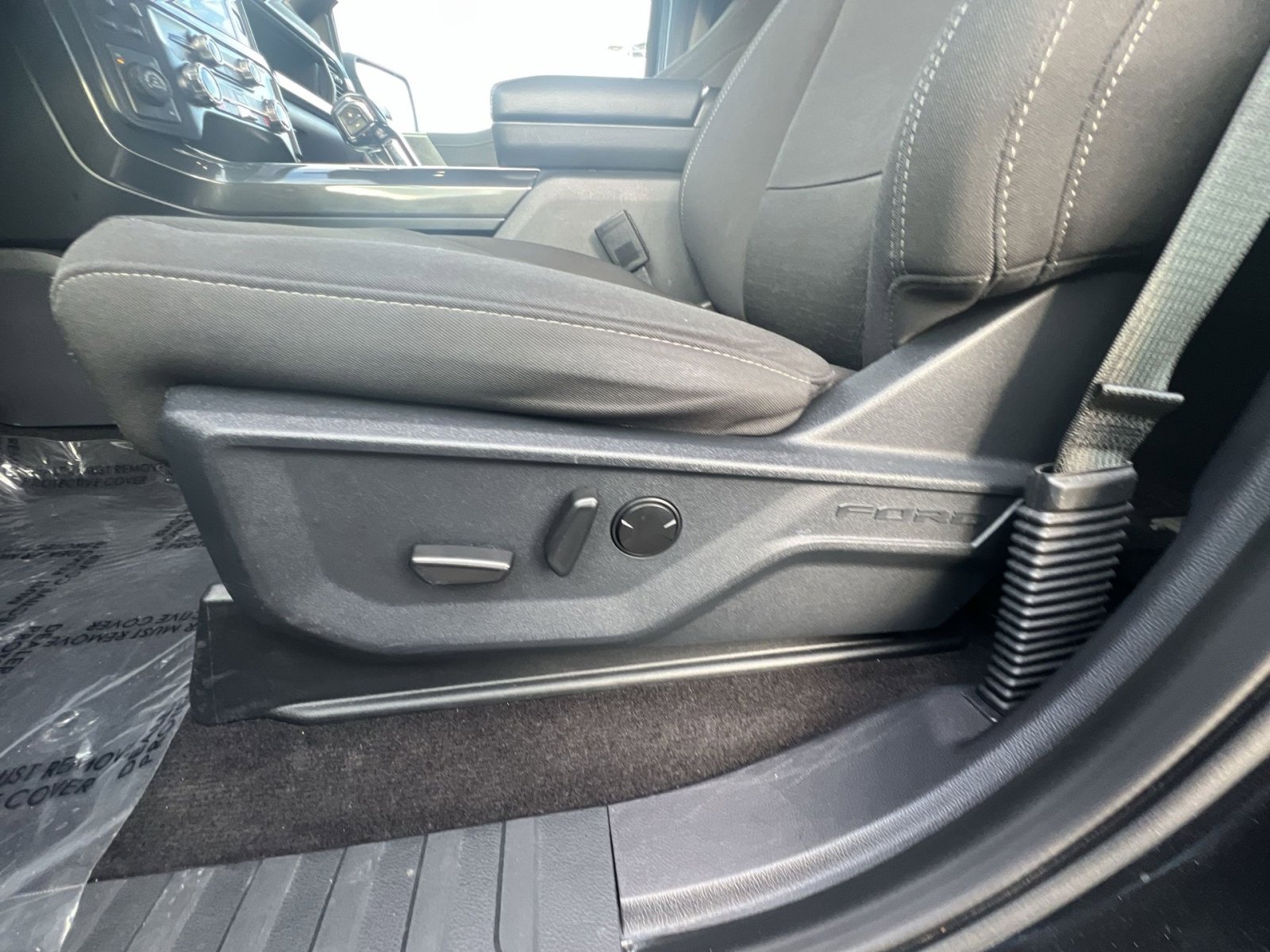 Certified 2023 Ford F150 XLT w/ Equipment Group 302A High image 22