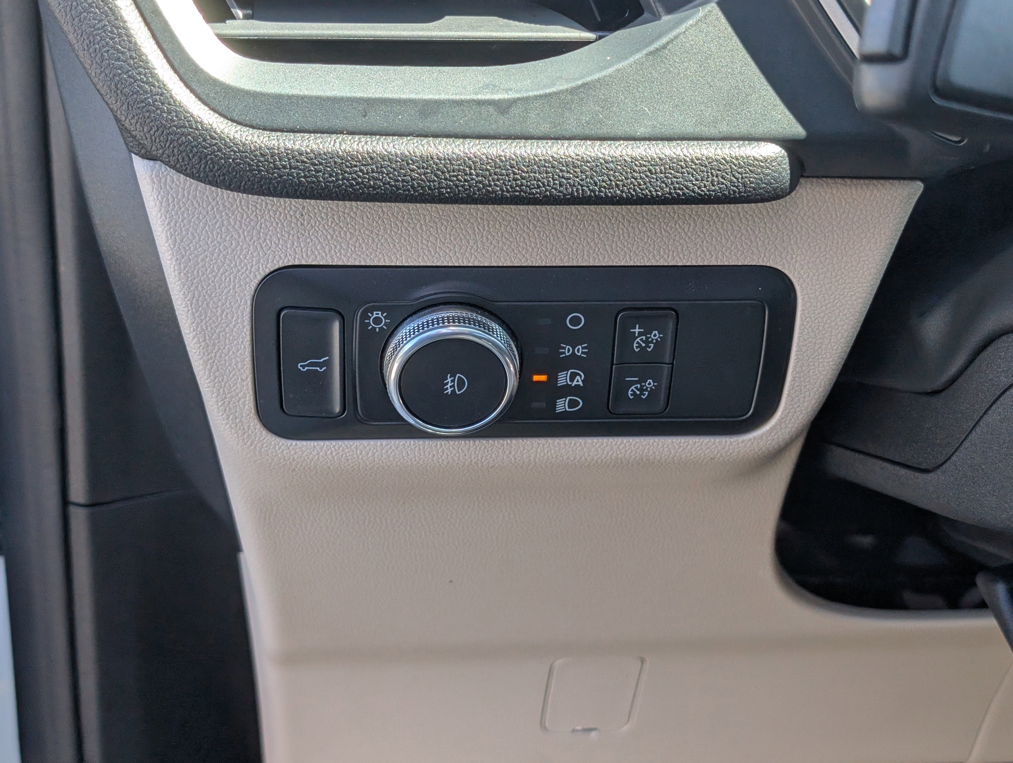 Certified 2022 Ford Escape SEL w/ Technology Package image 24