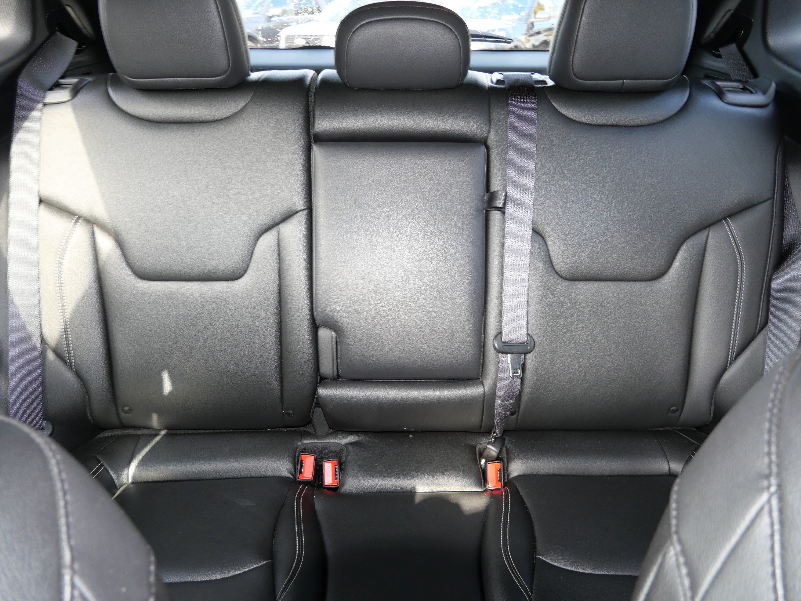Used 2025 Jeep Compass Limited AWD/4WD image 13