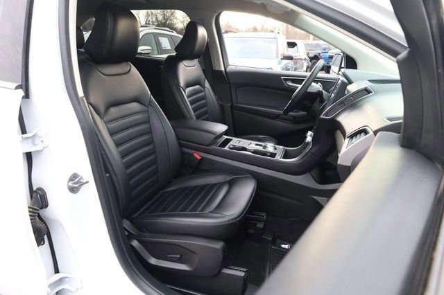 Certified 2024 Ford Edge SEL image 23