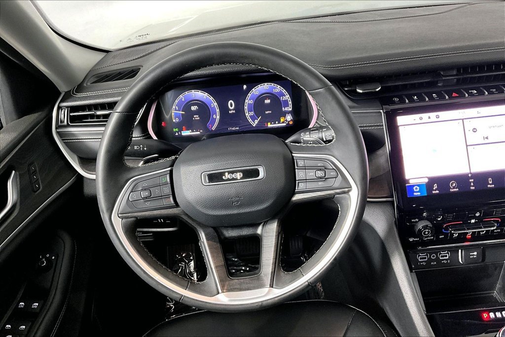 Used 2023 Jeep Grand Cherokee Limited RWD image 5