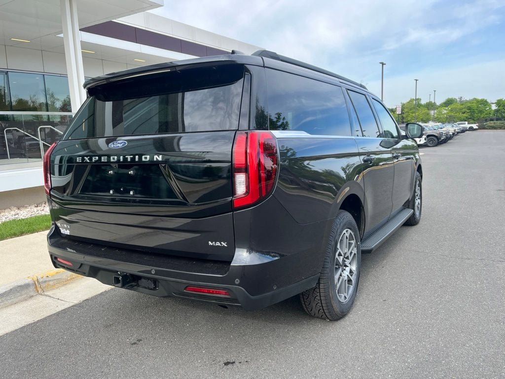 Certified 2025 Ford Expedition Max Active AWD/4WD image 9
