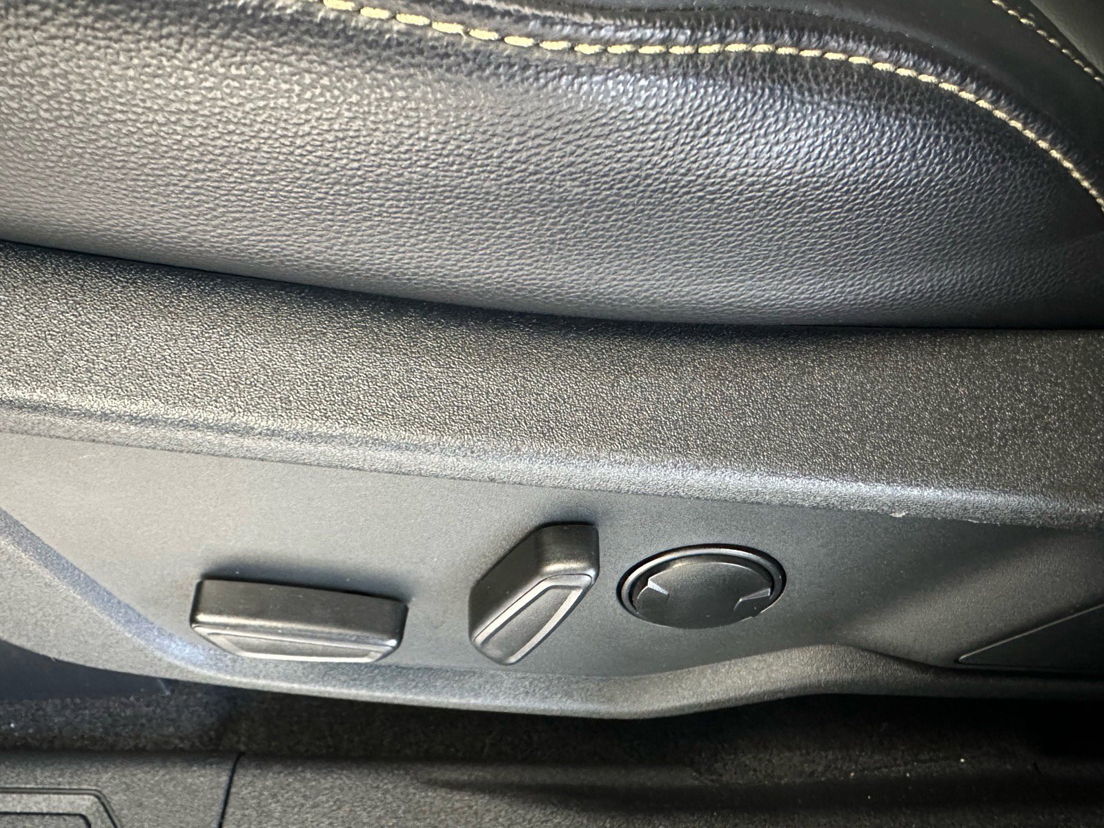 Certified 2025 Ford Bronco Badlands image 33