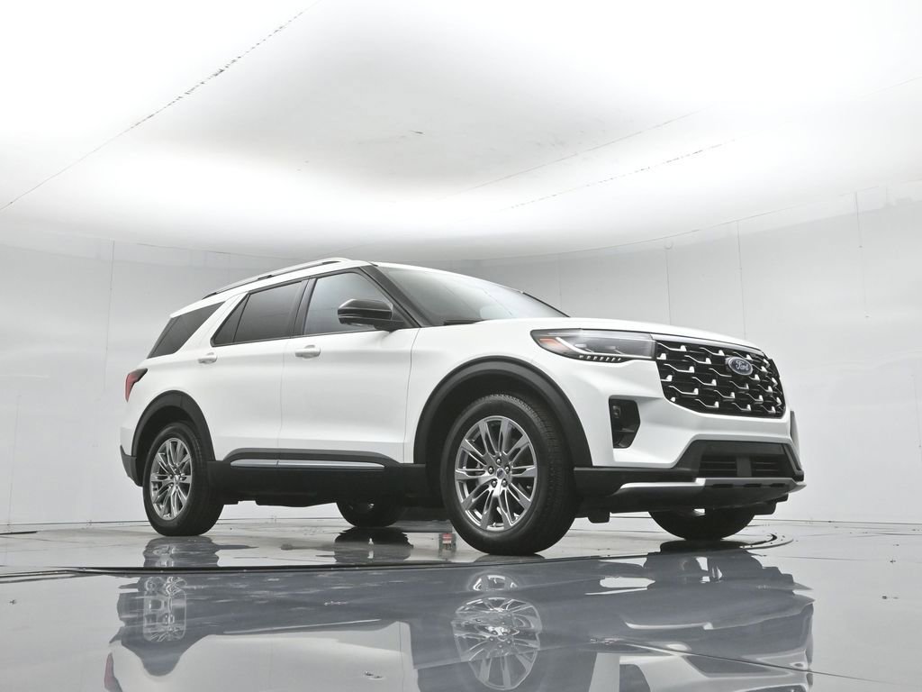 Certified 2025 Ford Explorer Platinum RWD image 52