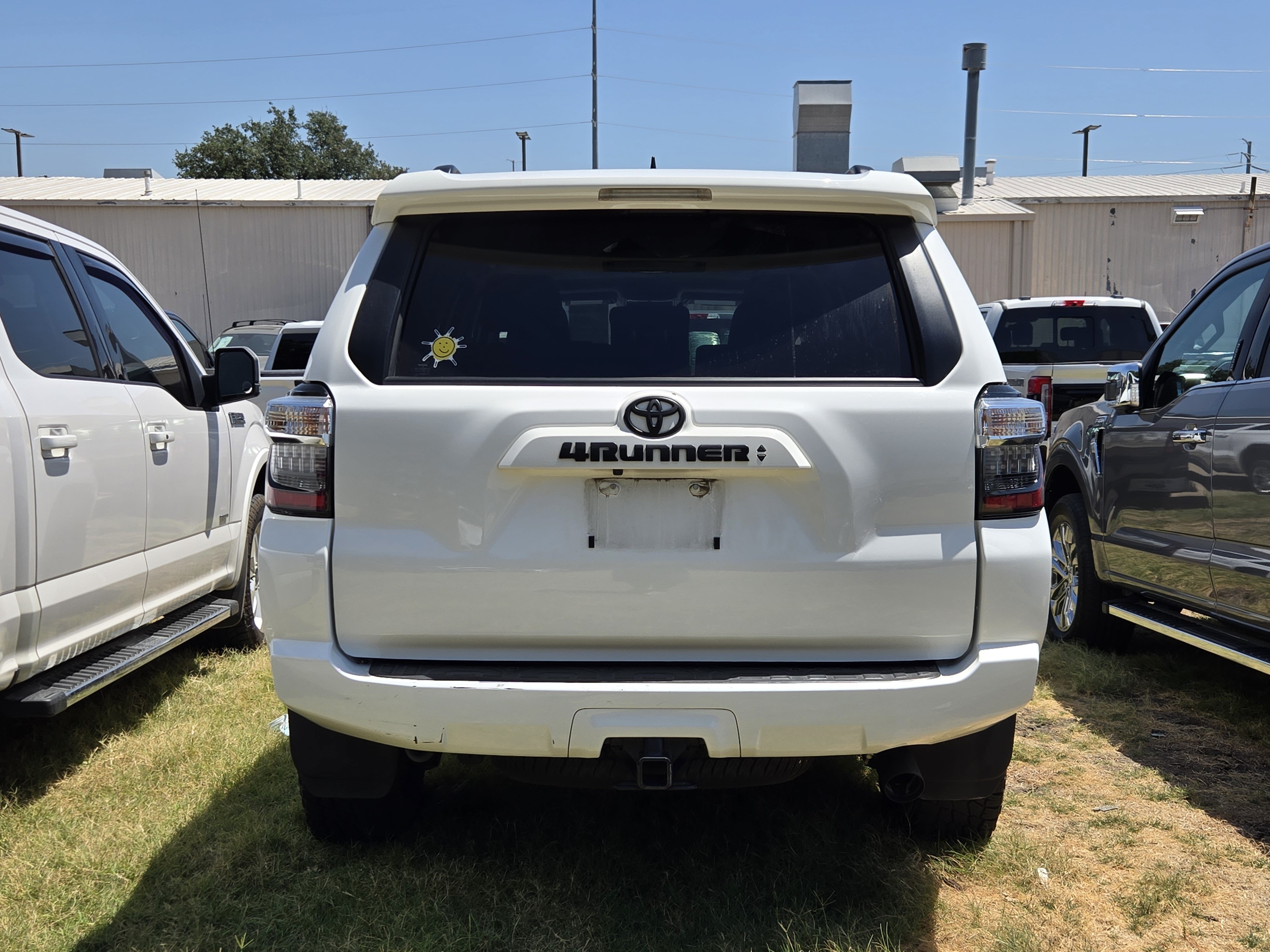 Used 2023 Toyota 4Runner SR5 Premium w/ Moonroof Package AWD/4WD image 5