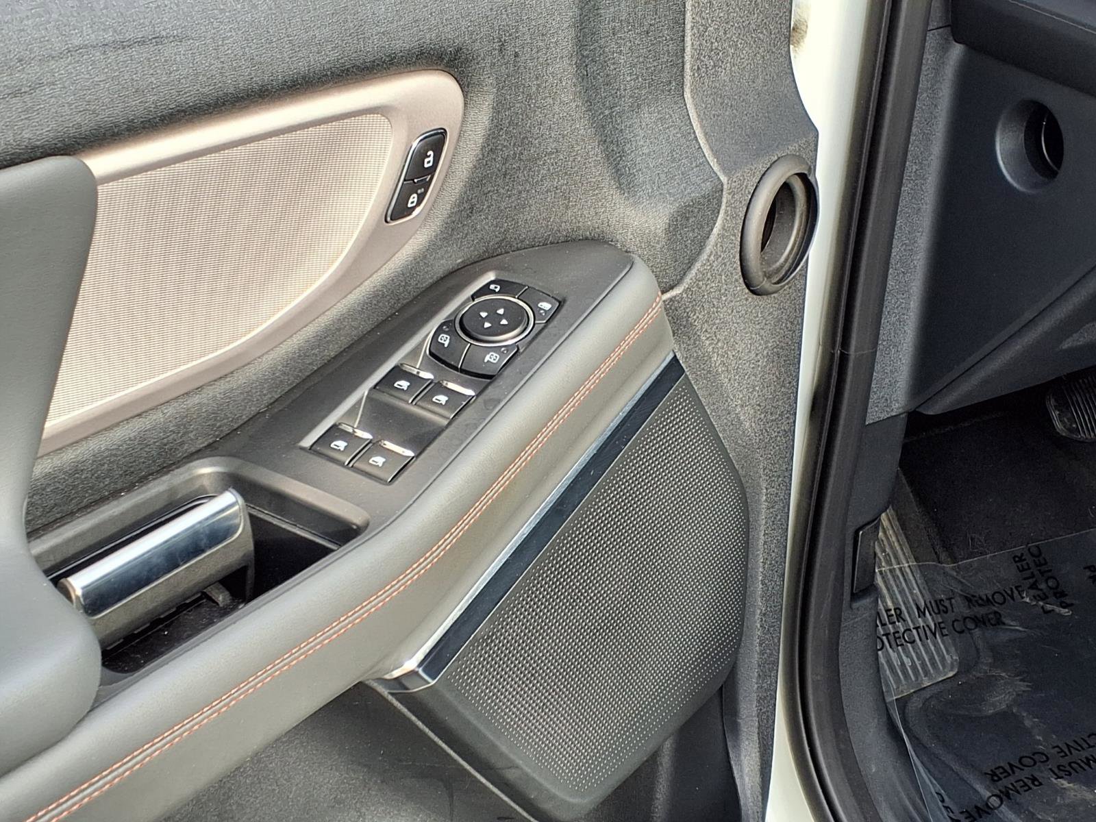 Certified 2025 Ford Expedition Active image 15