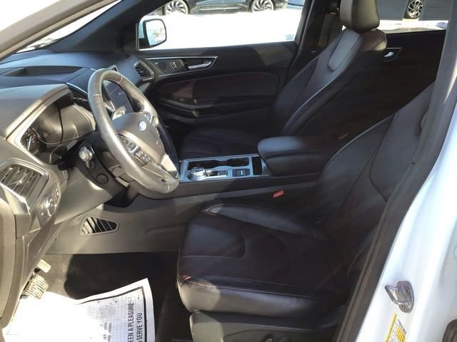 Certified 2022 Ford Edge Titanium w/ Equipment Group 301A AWD/4WD image 10