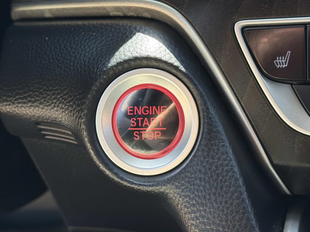 Used 2018 Honda Accord EX image 26