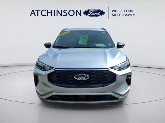 Certified 2024 Ford Escape ST-Line w/ Tech Pack #1 AWD/4WD image 2