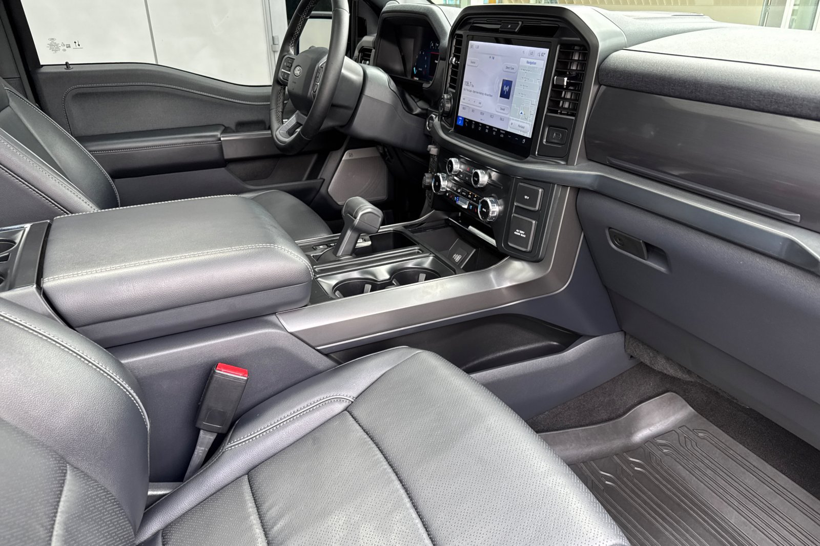 Certified 2025 Ford F150 Lariat AWD/4WD image 15