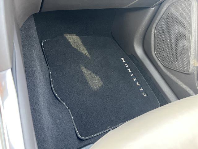 Certified 2024 Ford Explorer Platinum w/ Technology Package image 22