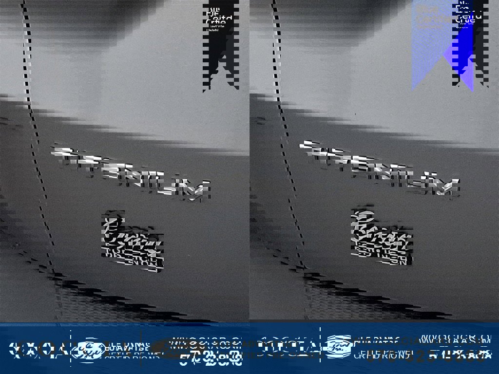 Certified 2022 Ford Escape Titanium image 32