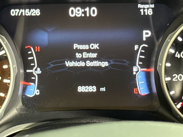 Used 2018 Jeep Compass Latitude w/ Popular Equipment Group AWD/4WD image 32