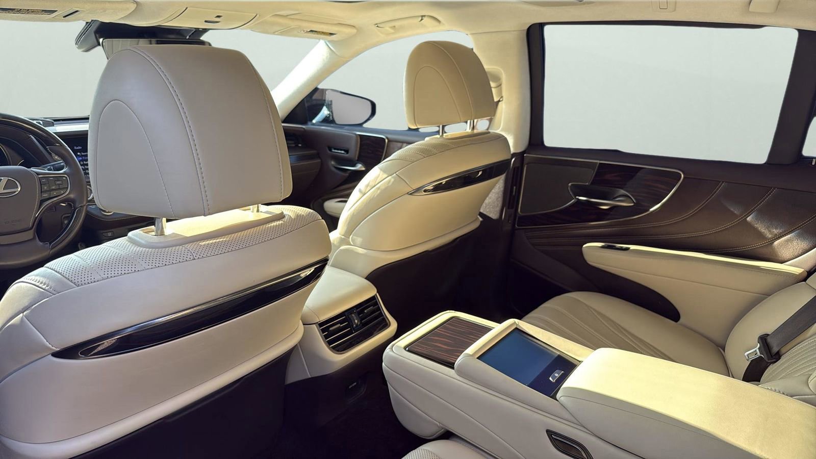 Used 2018 Lexus LS 500 500 Base w/ Luxury Package image 29