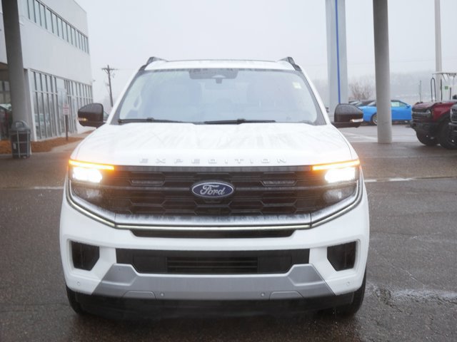Certified 2025 Ford Expedition Max Platinum image 7