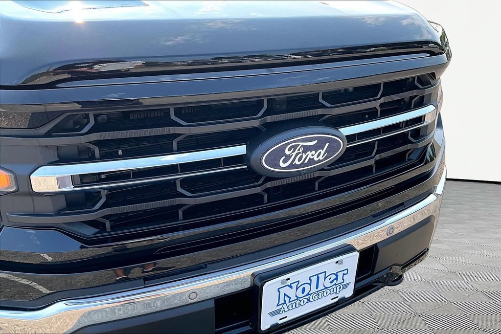 Certified 2025 Ford F150 XLT w/ Equipment Group 302A MID AWD/4WD image 29