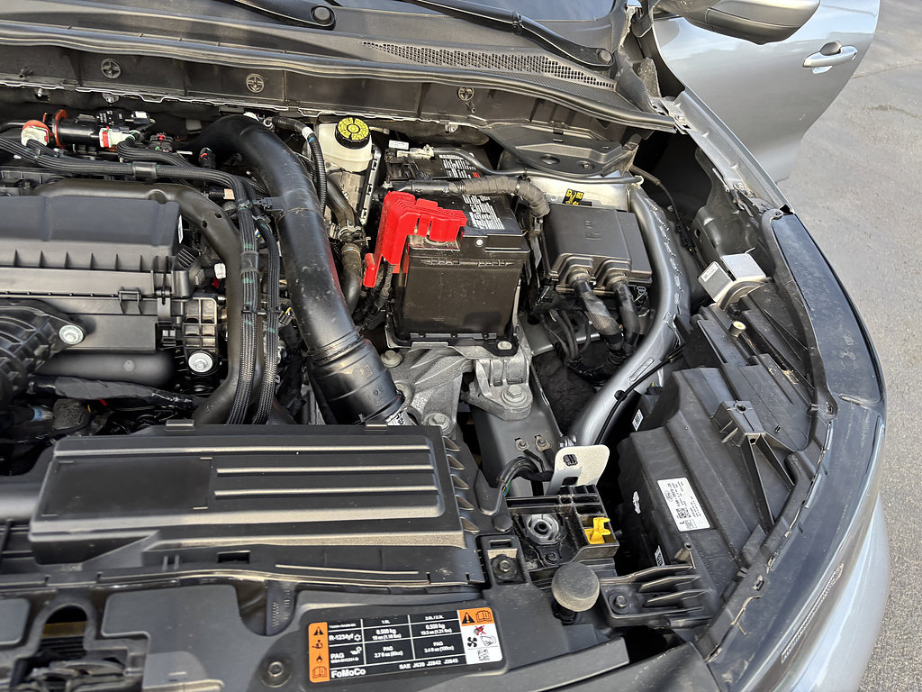 Certified 2024 Ford Escape Platinum AWD/4WD image 36
